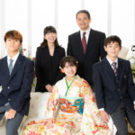 族そろっての写真も残せてこの価格です。楽しく撮影しながら、自然な表情を撮影させていただきます